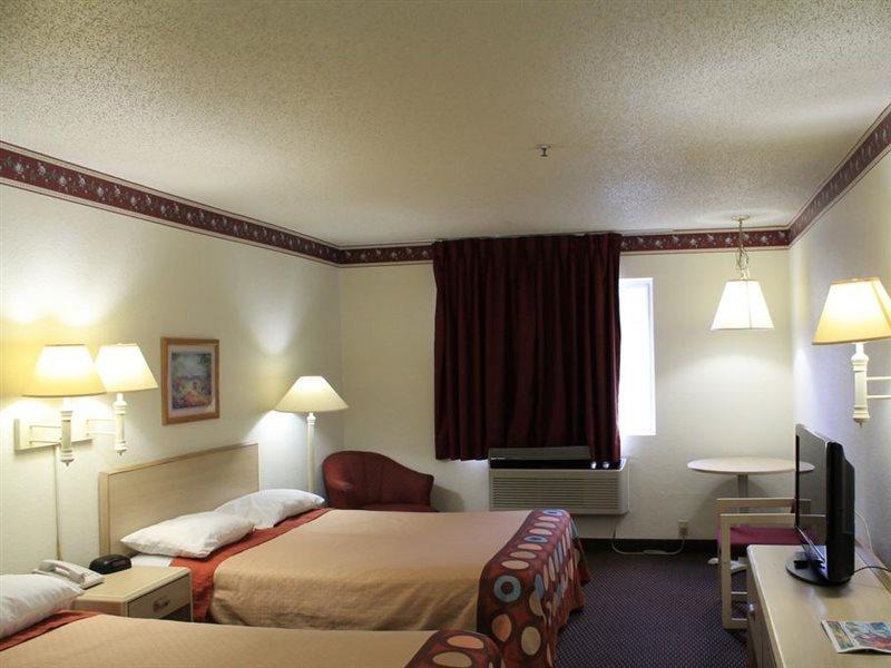 Super 8 By Wyndham San Antonio/Fiesta Ξενοδοχείο Εξωτερικό φωτογραφία